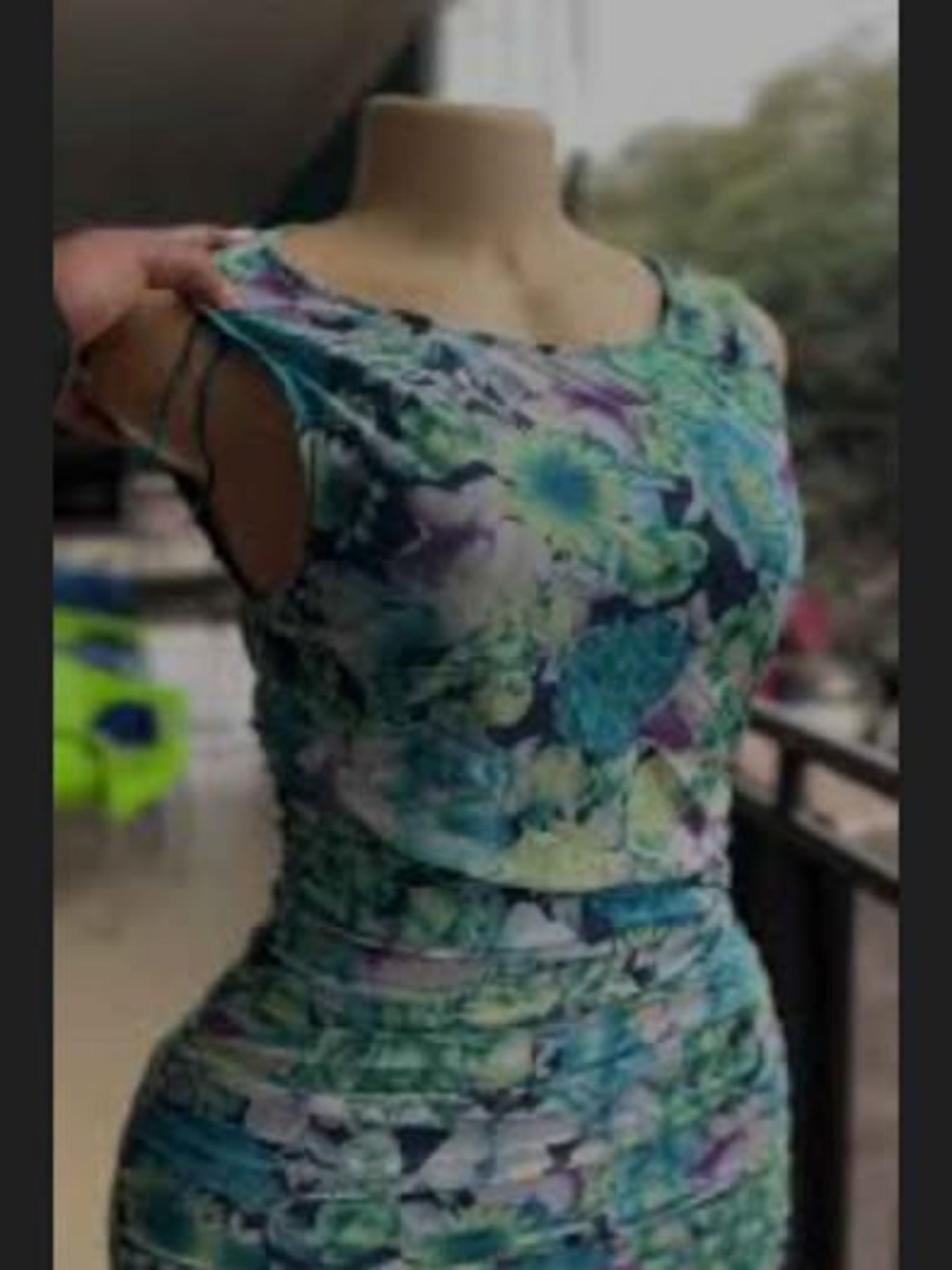 Suzy Shier Floral dress